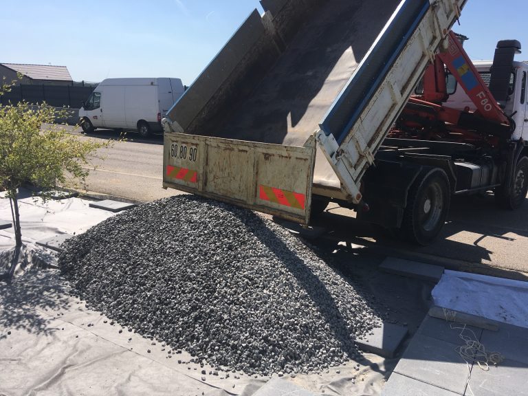 Travaux de terrassement à Longwy